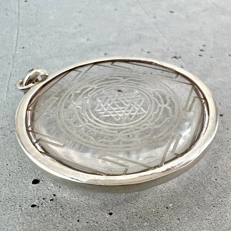 夢幻品質　ヒマラヤ幻の聖山　カイラス水晶のプレミアムミラーカットペンダントトップ GNZN-PT1480IS_7-350x350.jpg