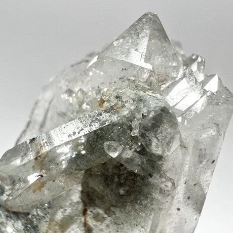 マナスル産クローライトインヒマラヤ水晶ポイント/Manaslu Chlorite in Himalayan Quartz Point