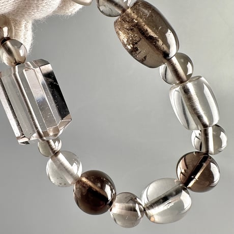 ガウリシャンカール産"手磨き加工"天然ヒマラヤスモーキークォーツ デザインブレスレット Gaurishankar SmokyQuartz Design Bracelet