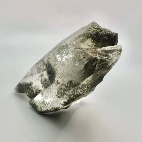 大特価【ガネッシュヒマール産】クローライトイン天然ヒマラヤ水晶❷/Ganesh Himal Chlorite in Himalayan Quartz
