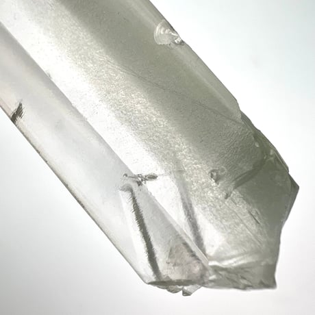マダガスカル産クローライトインクォーツ/Madagascar Chlorite in Quartz