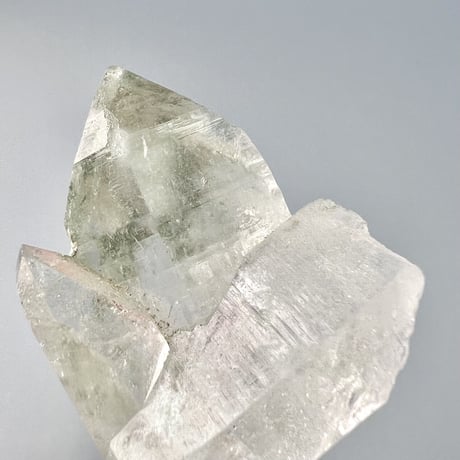 【マナスル産】クローライトイン天然ヒマラヤ水晶ポイント/Manaslu Chlorite in Himalayan Quartz Point