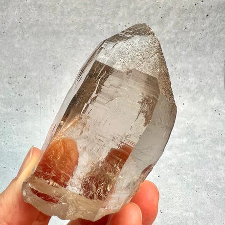 【ガウリシャンカール産】天然ヒマラヤスモーキークォーツポイント⑧/GauriShankar Himalayan Smoky Quartz Point