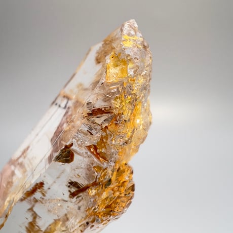 【ガネッシュヒマール産】リモナイトイン天然ヒマラヤ水晶"ポイント"/Ganesh Himal Himalayan Quartz"Point"
