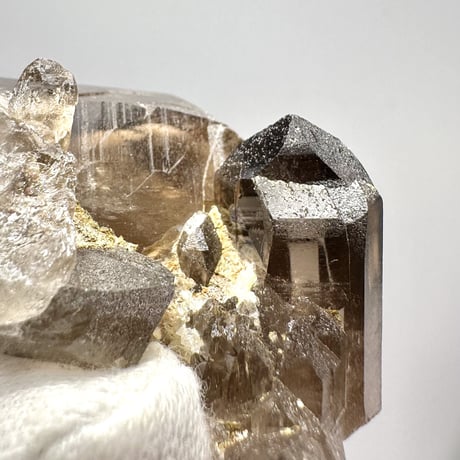 ガウリシャンカール産天然ヒマラヤスモーキークォーツ/GauriShankar Himalayan Smoky Quartz