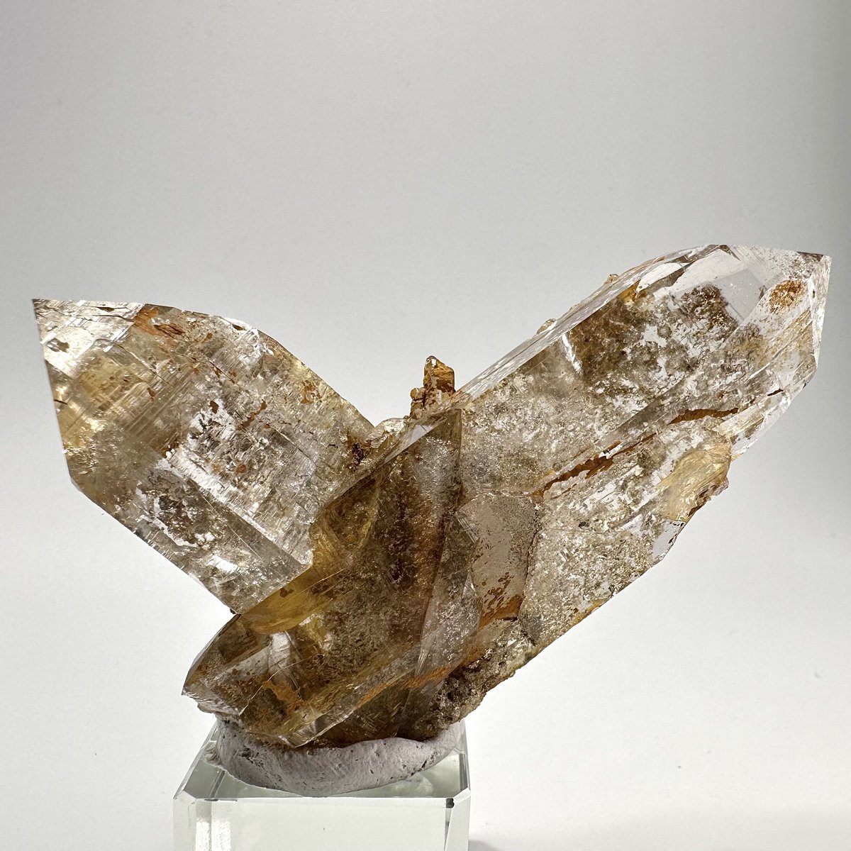 美品】カテドラル＆リモナイト ガネーシュヒマール産ヒマラヤ水晶