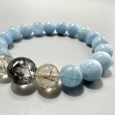 【デザインブレスレット】アクアマリン×ガネッシュヒマール産アクチノライト&クローライトインヒマラヤ水晶/Aquamarine×Ganesh Himal Actinolite&Chlorite