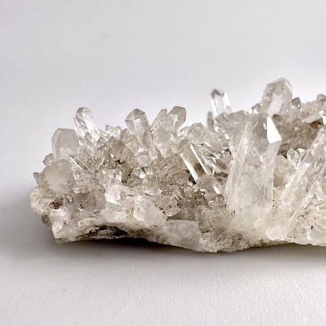 マカルー産天然ヒマラヤ水晶クラスター/Makalu  Himalayan Quartz Cluster