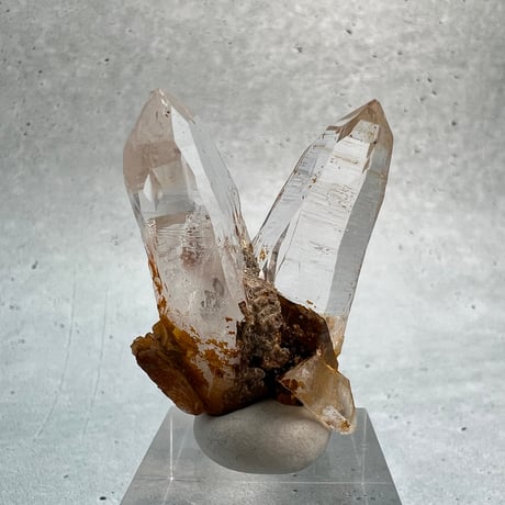【ガネッシュヒマール産】リモナイトイン天然ヒマラヤ水晶/Ganesh Himal Limonite Himalayan Quartz