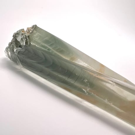 マダガスカル産クローライトインクォーツ/Madagascar Chlorite in Quartz