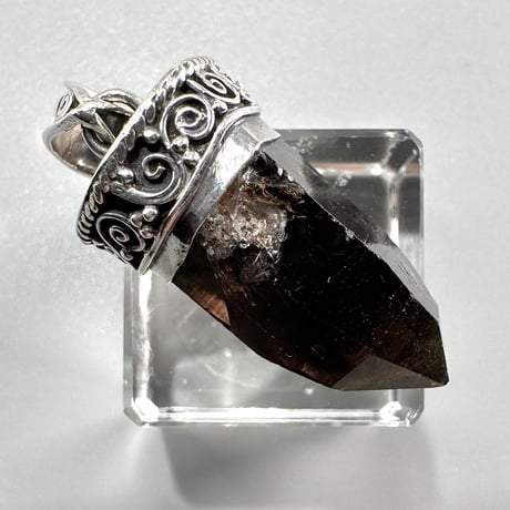【ガウリシャンカール産】天然ヒマラヤスモーキークォーツ シルバー925ペンダントトップ/GauriShankar Himalayan Smoky Quartz S/V925Pendant Top
