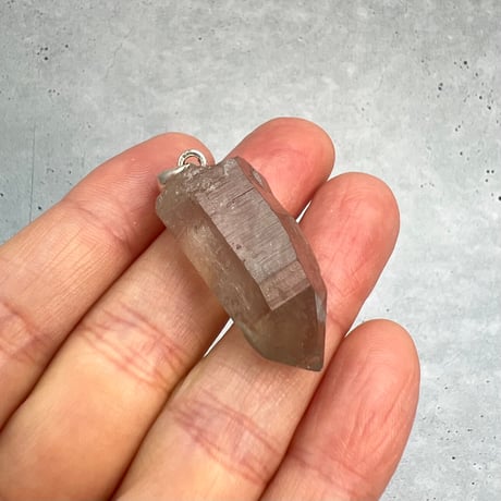 【ガウリシャンカール産】天然ヒマラヤスモーキークォーツ バチカン付きペンダントトップ①/Gaurishankar Himalayan Smoky Silver925 pendant top