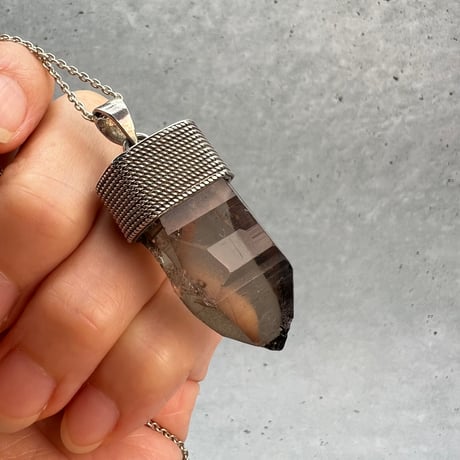 【ガウリシャンカール産】天然ヒマラヤスモーキークォーツ シルバー925ペンダントトップ/GauriShankar Himalayan Smoky Quartz S/V925Pendant Top