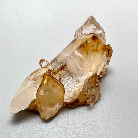 【ガネッシュヒマール産】リモナイトインヒマラヤ水晶 クラスター/Ganesh Himal Limonite in Himalayan Quartz Cluster