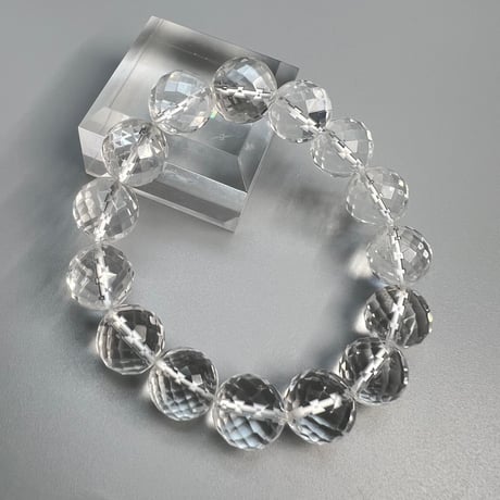 【ガネッシュヒマール産】"手磨き加工"マルチカット天然ヒマラヤ水晶ブレスレット/Ganesh Himal Himalayan Quartz Bracelet