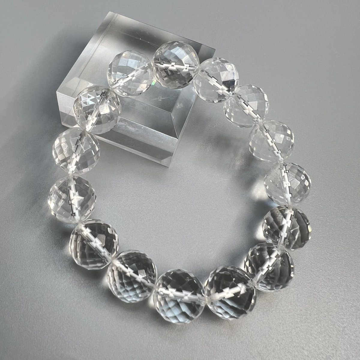 手磨き水晶　ヒマラヤ水晶 カイラス産】