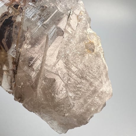 【ガネッシュヒマール産】バイオタイトイン天然ヒマラヤ水晶/Ganesh Himal Himalayan Quartz