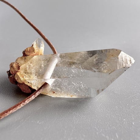 【ガネッシュヒマール産】リモナイトイン天然ヒマラヤ水晶ペンダント/GaneshHimal Limonite in Natural Pendant