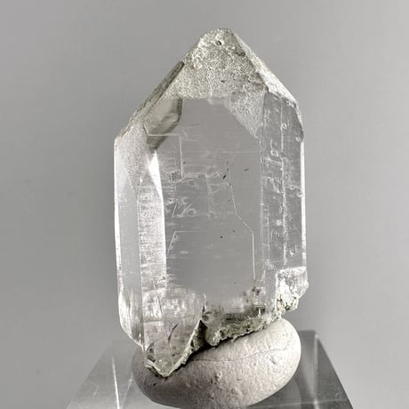 【ガネッシュヒマール産】クローライトイン天然ヒマラヤ水晶ミニポイント"CC"/Ganesh Himal Chlorite in Himalayan Quartz Mini Point