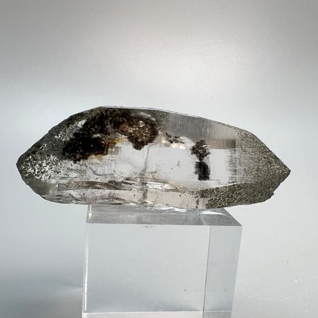 【ガネッシュヒマール産】クローライトイン天然ヒマラヤ水晶/GaneshHimal Chlorite in Himalayan Quartz