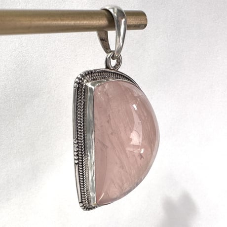 マダガスカル産ローズクォーツペンダントトップ4️⃣ (シルバー925)/Rosequartz Pendant Top