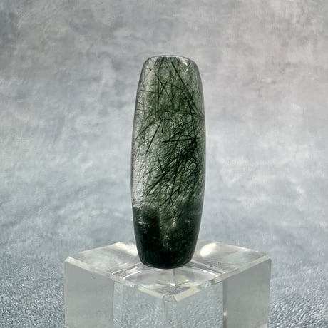 【ガネッシュヒマール産】アクチノライト&クローライトイン天然ヒマラヤ水晶 樽型ビーズ/Ganesh Himal Actinolite&Chlorite in barrel beads