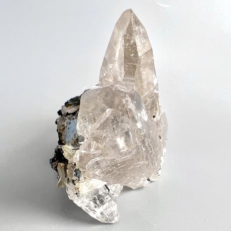 【ガネッシュヒマール産】ヘマタイトイン天然ヒマラヤ水晶/Ganesh Himal hematite in Himalayan Quartz