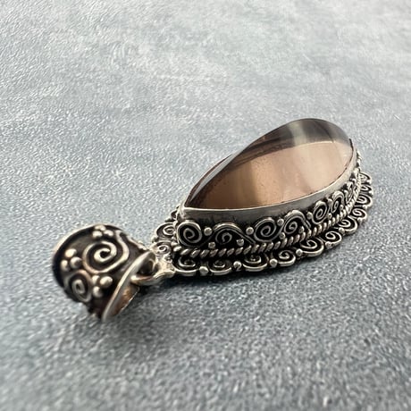 【ガウリシャンカール産】天然ヒマラヤスモーキークォーツ シルバー925ペンダントトップ/GauriShankar Smoky Quartz Silver925 Pendant Top