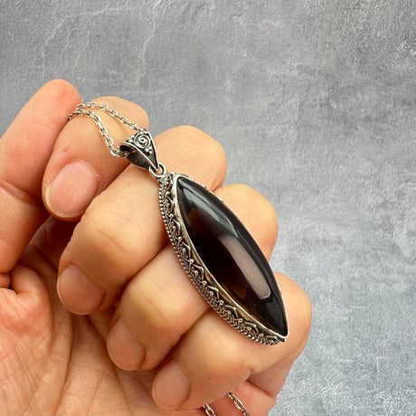 【ガウリシャンカール産】天然ヒマラヤスモーキークォーツ シルバー925ペンダントトップ/GauriShankar Smoky Quartz Silver925 Pendant Top
