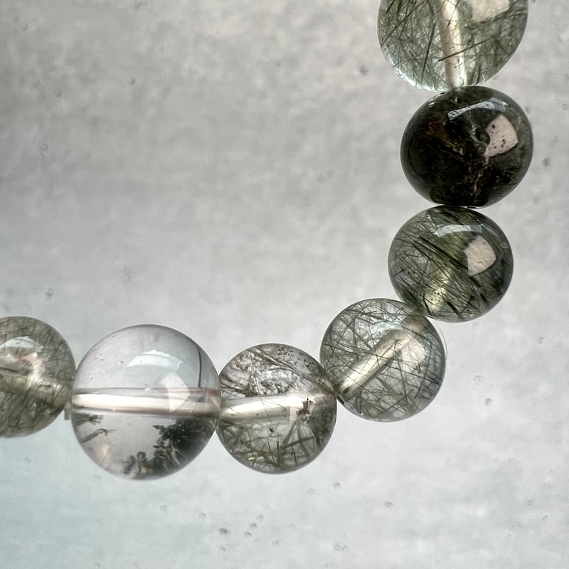 ガネッシュヒマール産】アクチノライト&クローライトイン天然ヒマラヤ