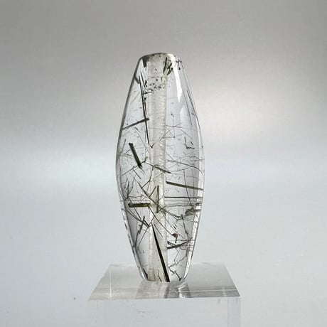 【ガネッシュヒマール産】アクチノライトイン天然ヒマラヤ水晶 樽型ビーズ①/Ganesh Himal Actinolite in Himalayan Quartz barrel beads