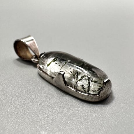 【ガネッシュヒマール産】アクチノライトイン天然ヒマラヤ水晶 シルバー925ペンダントトップ/ Ganesh Himal Actinolite in Himalayan Quartz