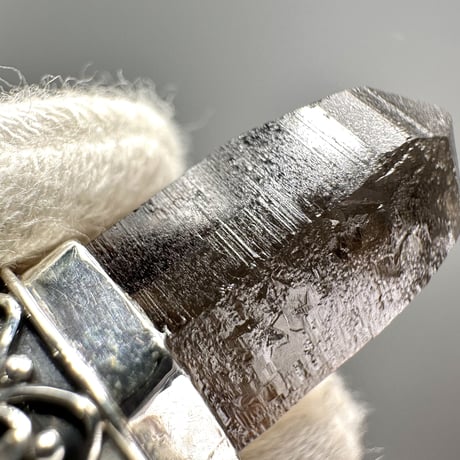 【ガウリシャンカール産】天然ヒマラヤスモーキークォーツ シルバー925ペンダントトップ/GauriShankar Himalayan Smoky Quartz S/V925Pendant Top