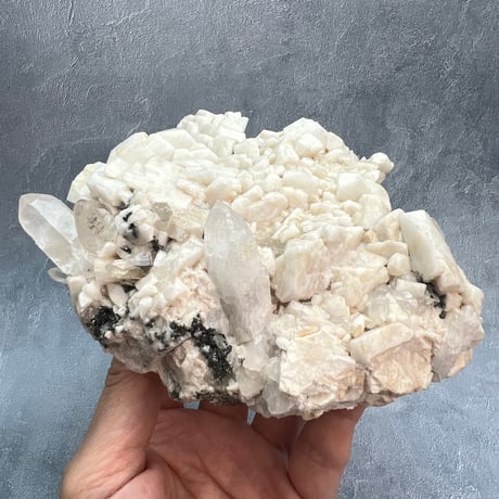 【大特価】ガネッシュヒマール産曹長石&クローライトイン天然ヒマラヤ水晶/Ganesh Himal Feldspar&Chlorite in Himalayan Quartz