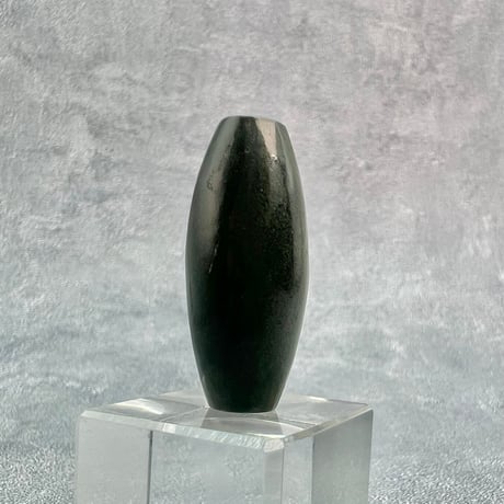 【ガネッシュヒマール産】クローライトイン天然ヒマラヤ水晶 樽型ビーズ⑩/Ganesh Himal Chlorite in Himalayan Quartz barrel beads