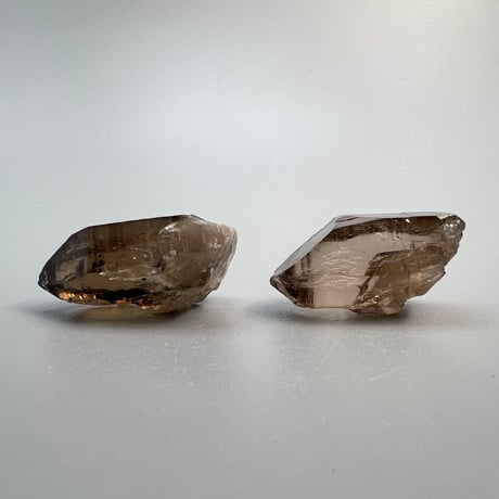 【ガウリシャンカール産】天然ヒマラヤスモーキークォーツポイントセット②/GauriShankar Himalayan Smoky Quartz Point Set