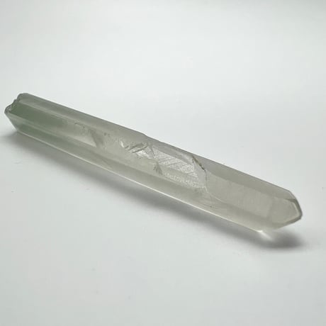 マダガスカル産クローライトインクォーツ/Madagascar Chlorite in Quartz