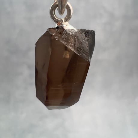 【ガウリシャンカール産】天然ヒマラヤスモーキークォーツ バチカン付きペンダントトップ③/Gaurishankar Himalayan Smoky Silver925 pendant top