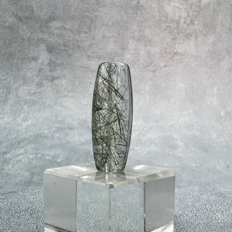 【ガネッシュヒマール産】アクチノライトイン天然ヒマラヤ水晶 樽型ビーズ⑨/Ganesh Himal Actinolite in Himalayan Quartz barrel beads