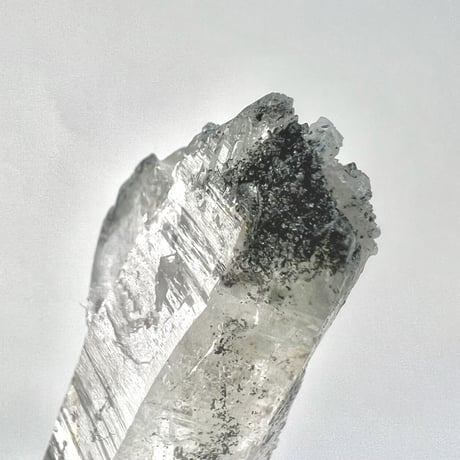 【マナスル産】クローライトイン天然ヒマラヤ水晶ポイント/Manaslu Chlorite in Himalayan Quartz Point