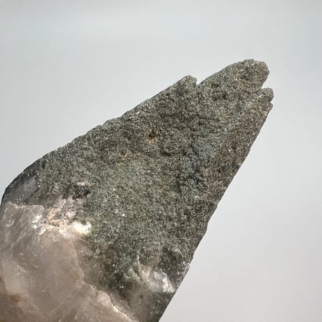 大特価【ガネッシュヒマール産】クローライトイン天然ヒマラヤ水晶❺/Ganesh Himal Chlorite in Himalayan Quartz
