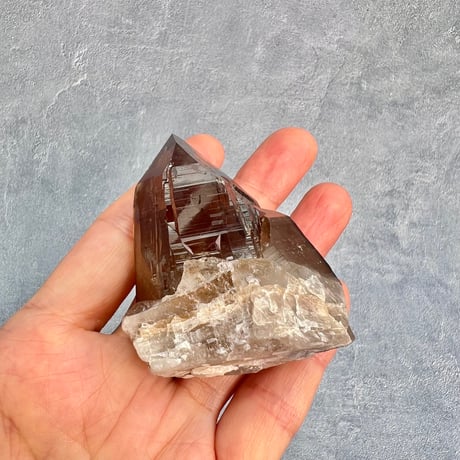 【ガウリシャンカール産】天然ヒマラヤスモーキークォーツ/GauriShankar Himalayan Smoky Quartz