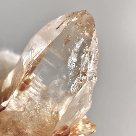 【ガネッシュヒマール産】リモナイトイン天然ヒマラヤ水晶ミニポイント"II"/Ganesh Himal Limonite in Himalayan Quartz Mini Point