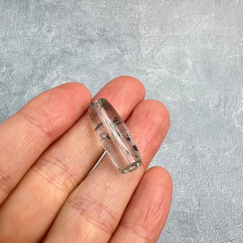 ガネッシュヒマール産】クローライトイン天然ヒマラヤ水晶 樽型ビーズ