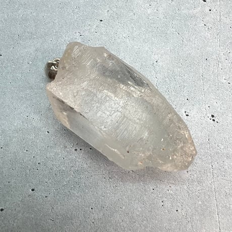 【カイラス産】天然ヒマラヤ水晶バチカン付きペンダントトップ②/Kailash Himalayan Quartz Pendant Top