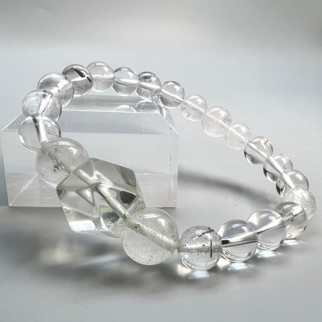 【カイラス産】"手磨き"天然ヒマラヤ水晶デザインブレスレット/Kailash Himalayan Quartz Design Bracelet