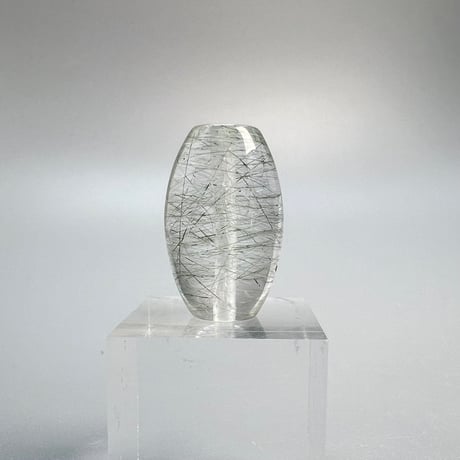 【ガネッシュヒマール産】アクチノライト イン天然ヒマラヤ水晶 樽型ビーズ/Ganesh Himal Actinolite in Himalayan Quartz barrel bead