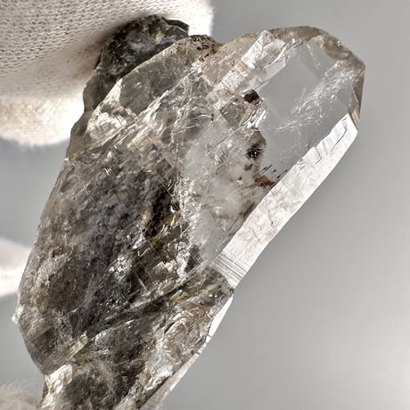 【ガネッシュヒマール産】マイカイン天然ヒマラヤ水晶 ミニポイント/Ganesh Himal Limonite in Himalayan Quartz Mini Point