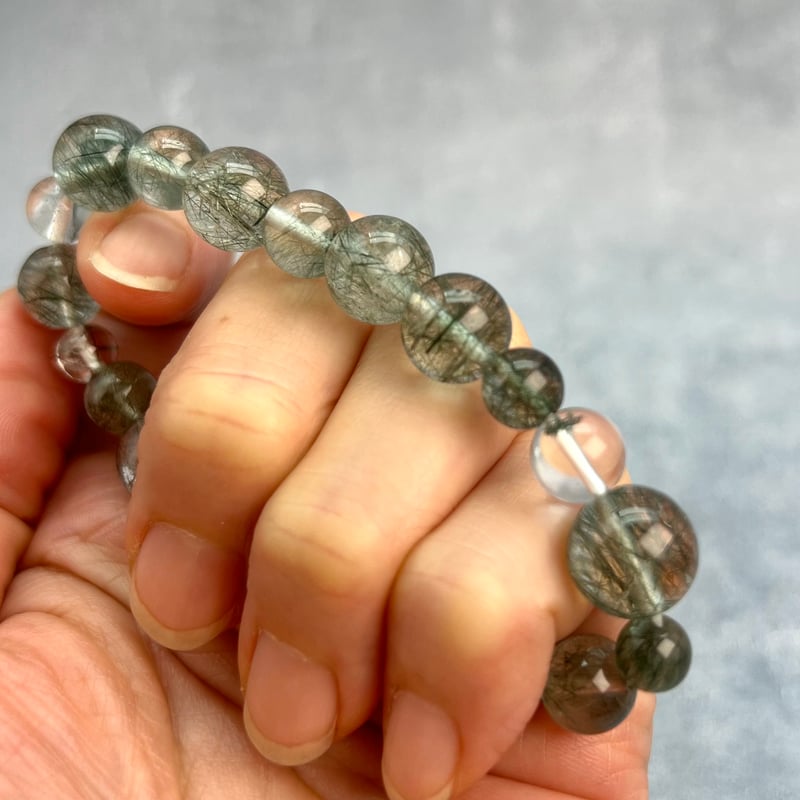 ハイクオリティ】ガネッシュヒマール産アクチノライト&クローライト