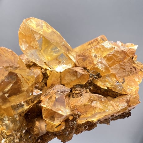 【ガネッシュヒマール産】リモナイトイン天然ヒマラヤ水晶クラスター/ Ganesh Himal Limonite in Himalayan Quartz Cluster